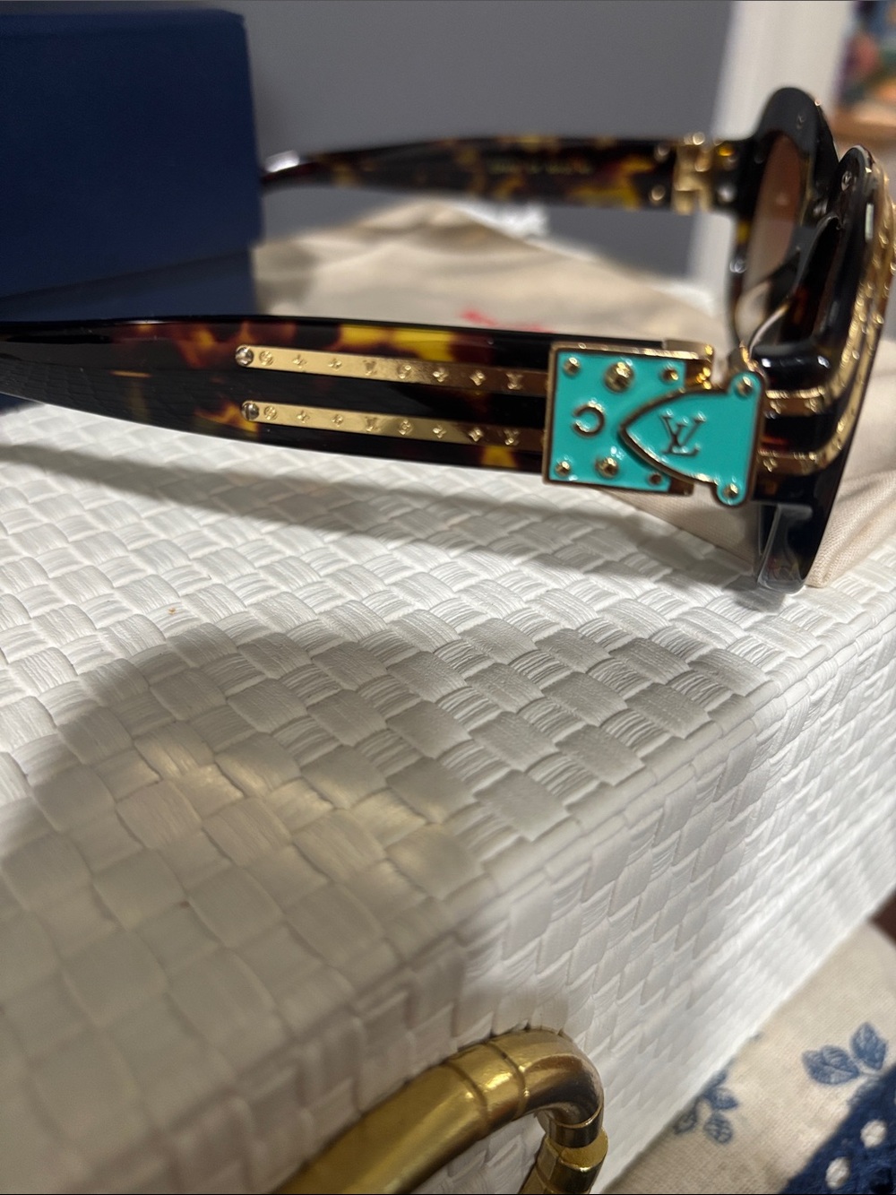 Louis Vuitton Tortoiseshell Sunglasses with Gold Trim - Picture 8 of 10